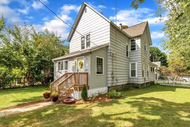 02-1223-Lake-St-WindowStill-Real-Estate-