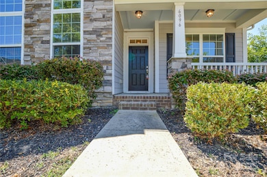 6096 Cloverdale Dr, Tega Cay, SC 29708 - photo 4