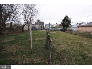 1411 E 13th St, Crum Lynne, PA 19022 - photo 7