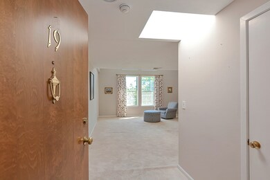 760 Highland Ave unit 19, Needham Heights, MA 02494 - photo 2