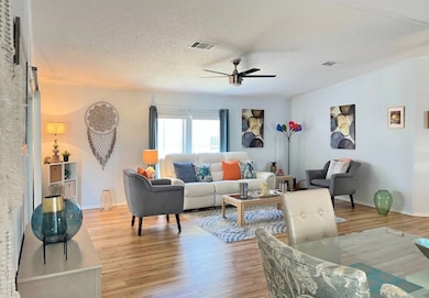 10506 Shawnee Rd, Weeki Wachee, FL 34614 - photo 4