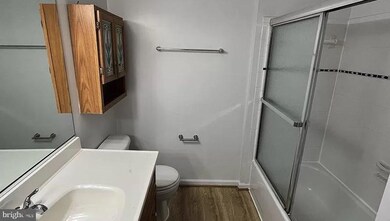 13240 Custom House Ct, Fairfax, VA 22033 - photo 7