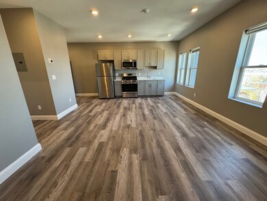 38 Walnut Ave unit 202, Revere, MA 02151 - photo 5