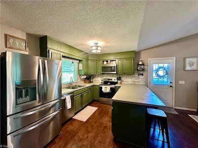 Stainless Appliances