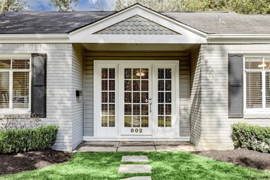 802 W 41st St, Houston, TX 77018 - photo 3