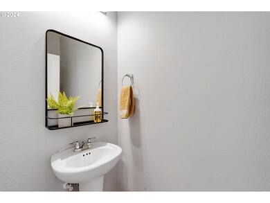 15795 SE Kingbird Dr, Clackamas, OR 97015 - photo 6