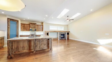 61156 Manhae Ln, Bend, OR 97702 - photo 5