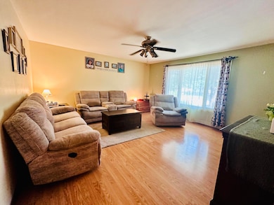 114 Beech Ct, Hebron, IN 46341 - photo 3