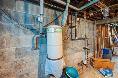 1412 Kenyon Dr, Toledo, OH 43614 - photo 7