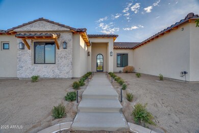 6-web-or-mls-Done Exterior-14
