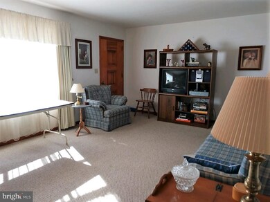 1307 State Line Rd, Waynesboro, PA 17268 - photo 6