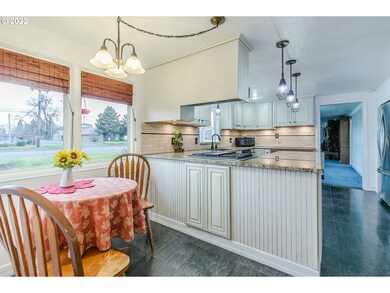 Kitchen/Nook