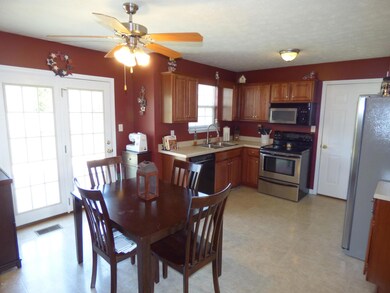 202 Kayla Brooke Ct, Mount Washington, KY 40047 - photo 7