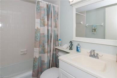 Central Gardens unit 218, Naples, FL 34102 - photo 3