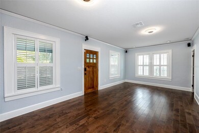 616 15th St N, Saint Petersburg, FL 33705 - photo 5