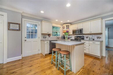 306 Brookmeade Dr, Statesville, NC 28625 - photo 6