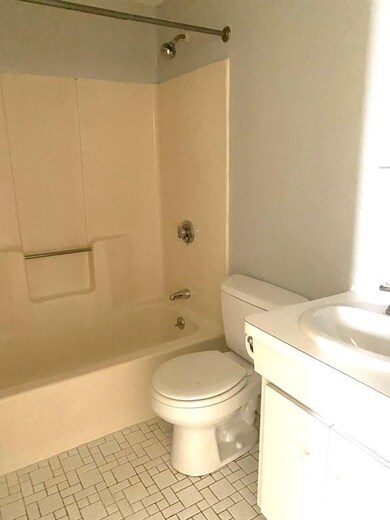 55 Station St unit 4, Quincy, MA 02169 - photo 5