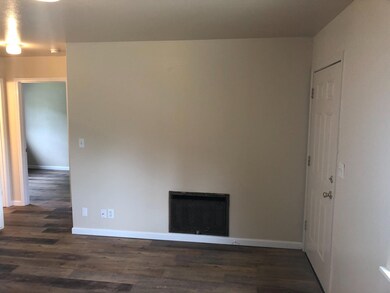 2250 Home Ave, Klamath Falls, OR 97601 - photo 4