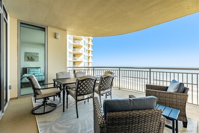 Additional living space with direct access from bo