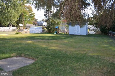 3714 Ridgewood Ln, Brookhaven, PA 19015 - photo 3