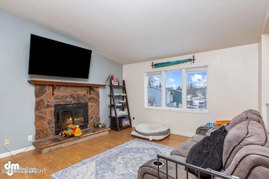 03-Living Room_KI_010