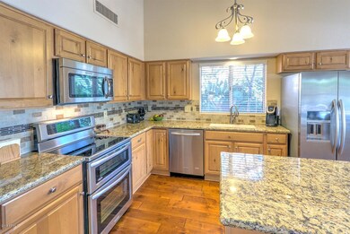 4220 E Rancho Tierra Dr Cave-large-004-2