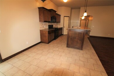 4414 Hawk Owl Dr, Norman, OK 73072 - photo 5