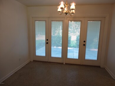 776 Acapulco Rd, Jacksonville, FL 32216 - photo 5