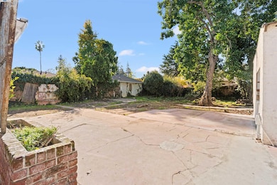 2081 Oakwood Dr, East Palo Alto, CA 94303 - photo 6