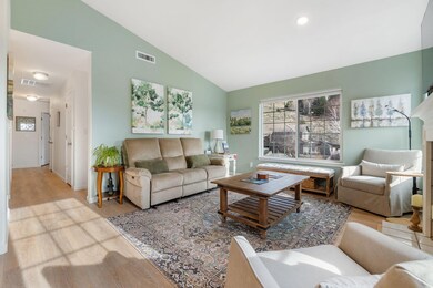 324 Mountain View Blvd, Klamath Falls, OR 97601 - photo 7