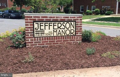 2812 Jefferson Dr, Alexandria, VA 22303 - photo 4