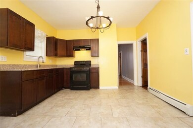 102 Sterry St unit 1, Pawtucket, RI 02860 - photo 3
