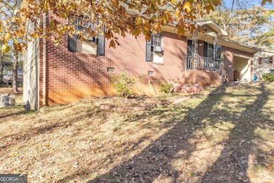 88 Thornton Dr, Hartwell, GA 30643 - photo 2