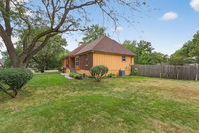 7205 E 131st St, Grandview, MO 64030 - photo 2