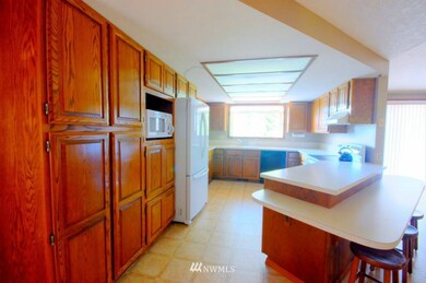 unlisted-address, Longview, WA 98632 - photo 6