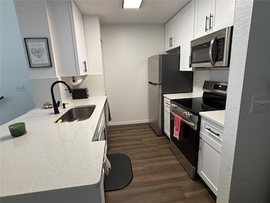 8809 Manor Loop unit 202, Lakewood Ranch, FL 34202 - photo 4