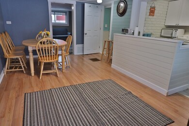 21 Franklin St, Lincoln, NH 03251 - photo 7