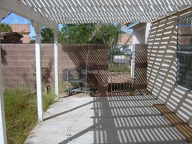 2610 Napa Dr, Las Vegas, NV 89156 - photo 2