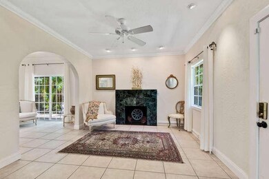 834 Upland Rd West Palm Beach-small-019-