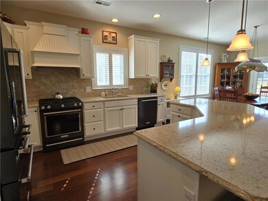 4403 Allegiant St, Center Valley, PA 18034 - photo 5