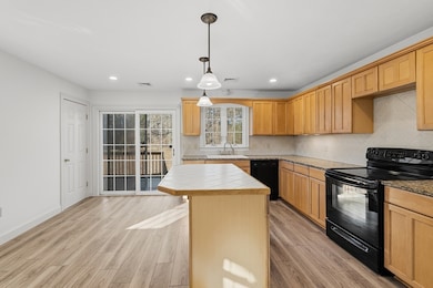 48 Cross St, Middleboro, MA 02346 - photo 6