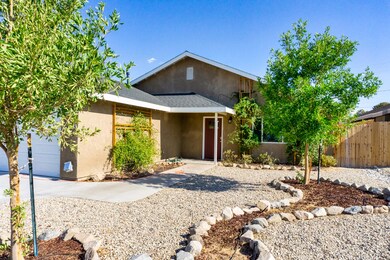 905 W Vulcan Ave (6 of 82)