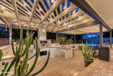 3001 N Manor Dr E, Phoenix, AZ 85014 - photo 2