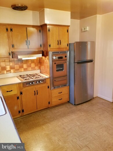 2515 E Northern Pkwy, Baltimore, MD 21214 - photo 4