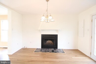 410 Clifford Ave, Alexandria, VA 22305 - photo 6