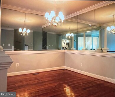 2186 Wolftrap Ct, Vienna, VA 22182 - photo 5