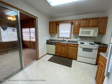 37 Westport Dr unit 71, Whiting, NJ 08759 - photo 6