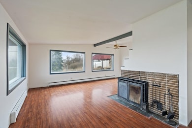 413 SW Regent Ave, Wilbur, WA 99185 - photo 3