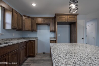 108 Williamsburg Ct, Mount Washington, KY 40047 - photo 7