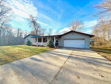 8201 N Tilford Rd, Bloomington, IN 47404 - photo 2